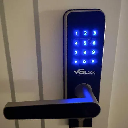 Dmk Oak Near Warsaw-modlin Airport Apartament